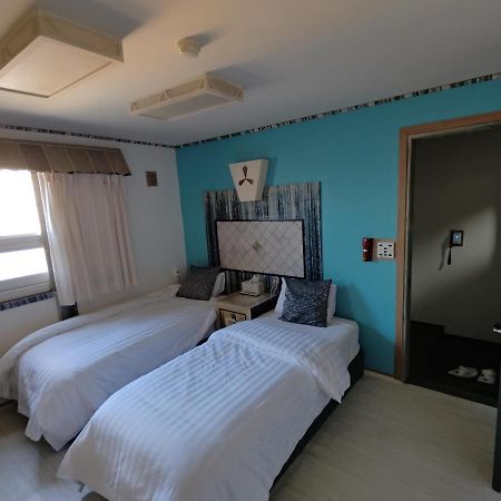 Athene Motel Gwangju Metropolitan City Exteriör bild